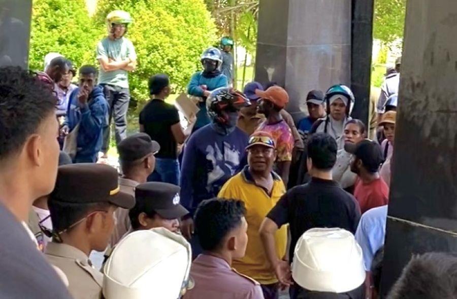Perwakilan Aliansi Non ASN Kaimana Bertemu Bupati Hasan Achmad