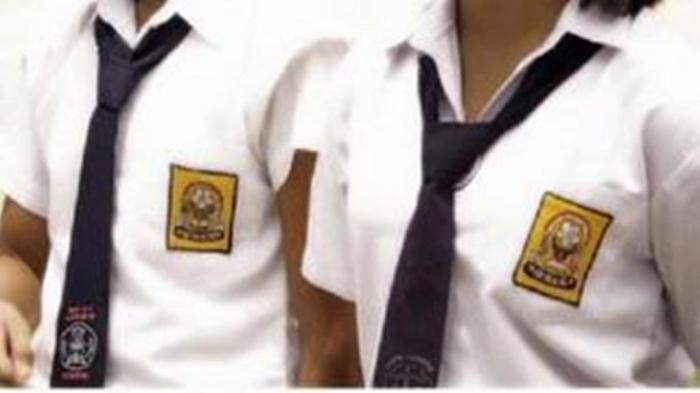 Hukum Benturkan Kepala ke Tembok ke Siswa yang Tak Kembalikan Buku, Oknum Guru: Kami Beri Pilihan