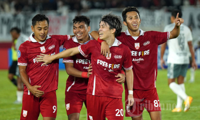 persis-solo-cetak-gol.jpg