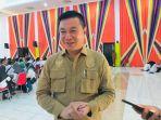 Bupati-Kaimana-Freddy-Thie-0923.jpg
