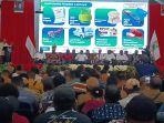 Ferry-Juliantono-memaparkan-materi-tentang-Koperasi-Merah-Putih-KMP.jpg