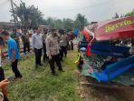 Odong-odong-tertabrak-kereta-api-di-perlintasan-kereta-Desa-Silebu.jpg