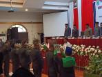 Wayan-Karya-melantik-sembilan-anggota-DPR-Papua-Barat-jalur-pengangkatan.jpg