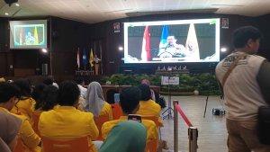 Tony-Wenas-di-Seminar-Nasional-di-ULM.jpg