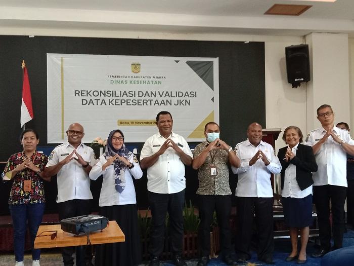 Demi UHC Berkelanjutan: Dinkes Mimika Validasi Data JKN, Tekan Beban Iuran Rp19 Miliar