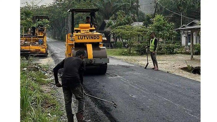 Warga di Sekitar Jalan Teluk Leok Pekanbaru Akhirnya Bisa Menikmati Jalanan yang Mulus