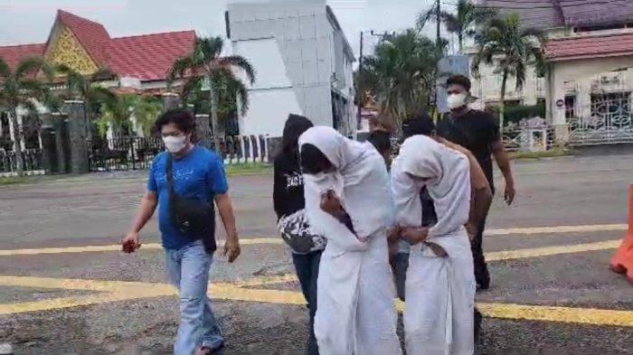 Buat Konten Pocong untuk Menakuti Warga, Lima Remaja di Bengkalis Diamankan Polisi