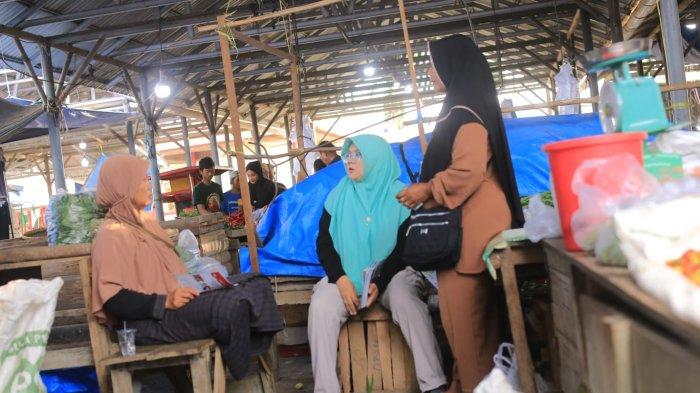 Kampanye Pilkada Siak, Cabup Afni Kunjungi Pasar Jayapura, Janjikan Bangun Musala