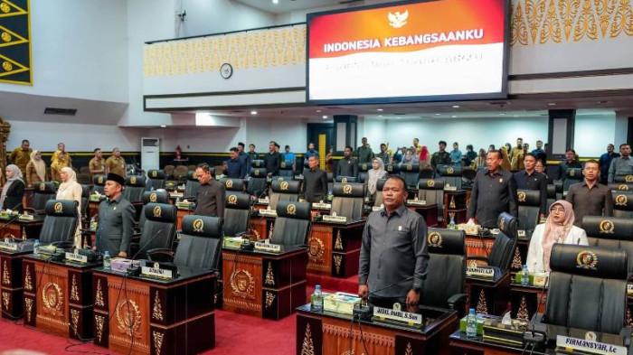 DPRD Pekanbaru mengesahkan Perda No 9 Tahun 2016 3
