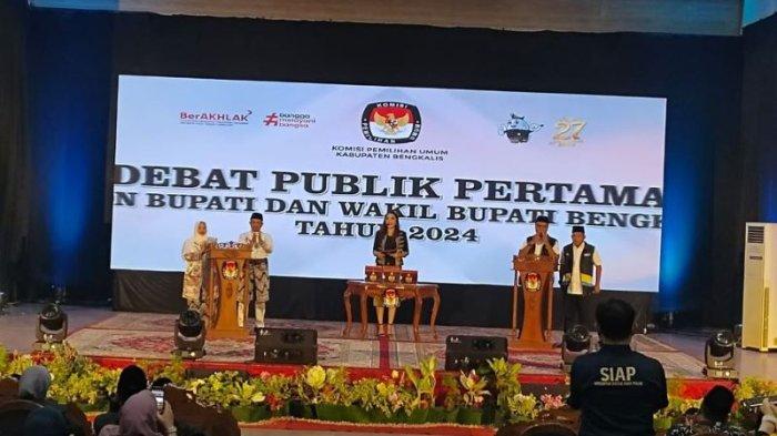 Paslon Nomor Urut 1 Diuntungkan Pengalaman, Paslon Nomor Urut 2 Suarakan Aspirasi di Masyarakat