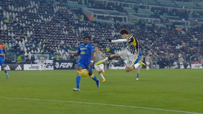 Gol Berkelas Kenan Yildiz Hanya bisa Dilihat Bek Frosinone , Juventus Melejit di Coppa Italia