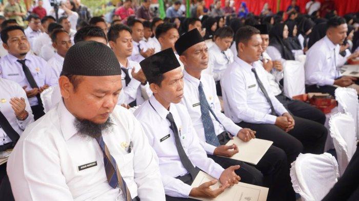 Dua Bulan Bertugas, Guru PPPK Pemprov Riau Belum Terima Gaji, Abdul Terpaksa Berhutang ke Tetangga