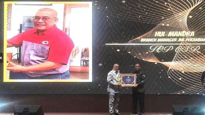 Hadir dari Sabang Sampai Merauke, JNE Manfaatkan Transformasi Digital Hingga dalam Program CSR