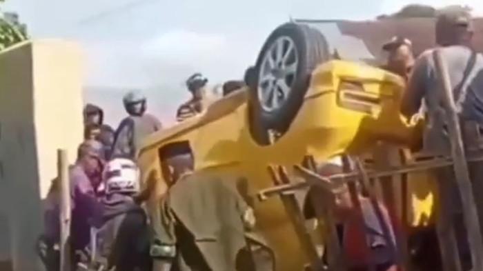 Anak Susah Bangun? Ibu Ini Punya Cara Agak Laen: Bahkan Sampai Sewa Band