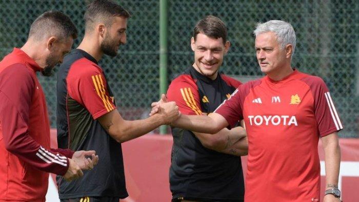 Duet Ciptaan Jose Mourinho Terbukti Buat Roma Kuat