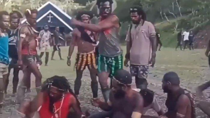 Satu Anggota Polisi Gugur Saat Baku Tembak Dengan KKB di Pegunungan Bintang