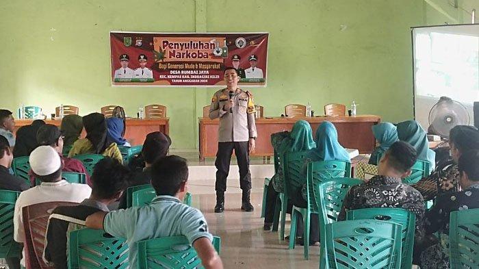 Kapolsek Kempas Turun Langsung Jadi Narasumber, Sosialisasi Bahaya Narkoba, Wujudkan Pilkada Damai