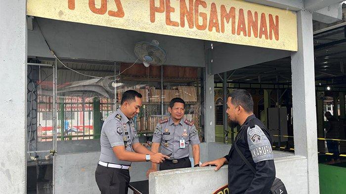 Kalapas Bengkalis Periksa HP Pegawai, Pastikan Tak Ada yang Main Judi Online