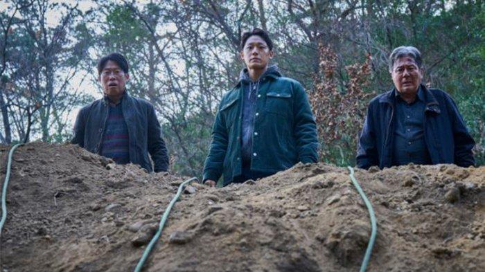 LINK Nonton Film Exhuma Kisah Teror Mistis Keluarga Kaya Korea