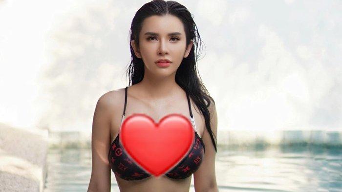 Maria Vania Pakai Bikini Banjir Suka, Diingatin Neraka Panas, Ada yang Ingin Lihat Ekor Tato Naga