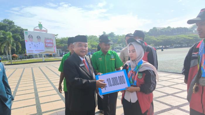 Paralimpian Rohul Bahagia di Acara Sumpah Pemuda, Dapat Bonus dari Pemerintah