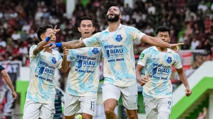 Nonton Siaran Langsung Adhiyaksa FC vs PSPS Pekanbaru, Kickoff Sore Ini Pukul 15.30 WIB