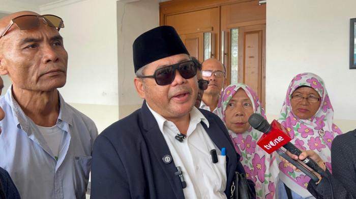 Sidang Ijazah Gibran yang Digugat Rp 125 Triliun Ditunda Lagi, Mobil Kuasa Hukum Rusak