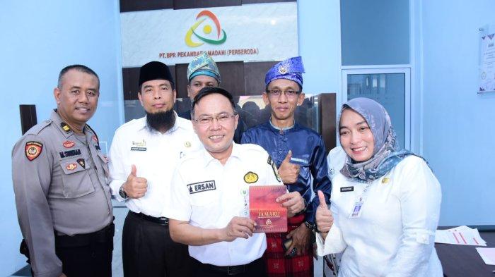 Bupati Bengkalis Resmikan Kantor Kas PT BPR Pekanbaru Madani di Pulau Bengkalis