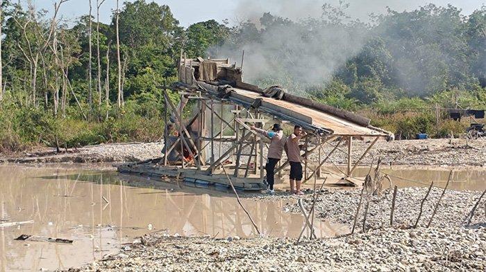 Ditreskrimsus Polda Riau Gerebek Tempat Pemurniaan Emas di Kuansing, Dua Orang Jadi Tersangka