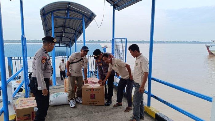 Polsek KSKP Tembilahan Sosialisasikan Pilkada Serentak 2024 di Pelabuhan Pelindo Tembilahan