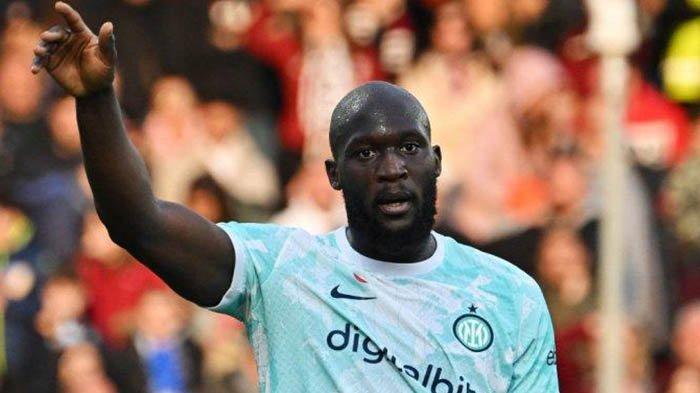 Gelar Aksi Penolakan, Juventini Berteriak: KAMI TIDAK INGIN LUKAKU