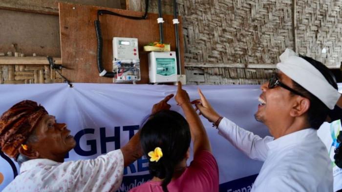 HLN Ke-80, PLN Sambung Gratis Listrik Rumah Warga Pra Sejahtera di Bali
