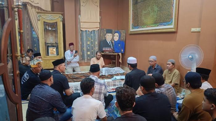 Sosok Almarhum Chaidir di Mata Ketua DPRD Riau, Figur dengan Peran Lengkap