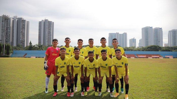 Persiapan Kejurnas Sepakbola, Tim PPLP Riau Genjot Latihan di Bulan Ramadhan