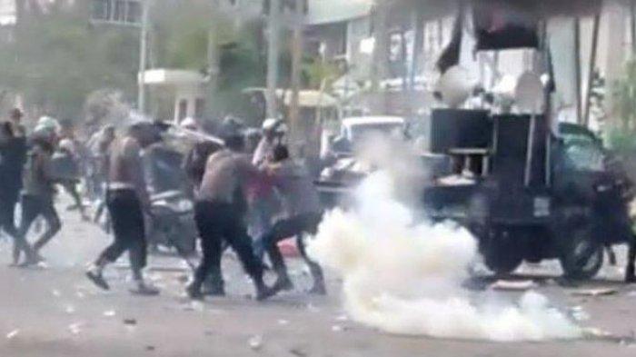 KACAU! Sakit Hati ke Mantan Istri Berujung Demonstrasi dan Kerusuhan, Singgung Masalah SARA