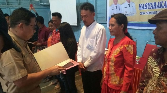 75 Pasutri KAT di Meranti Dapat Akta Nikah Gratis