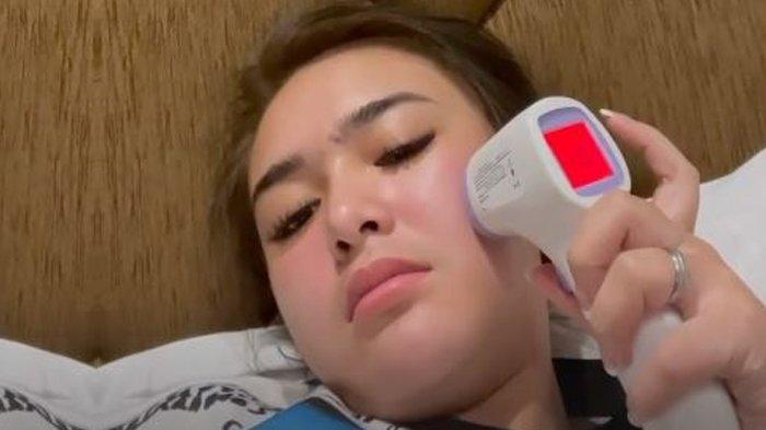Amanda Manopo Pemeran Andin Ikatan Cinta Tumbang, Tidur Diinfus, Suhu Tubuh Amanda Manopo 38 Derajat