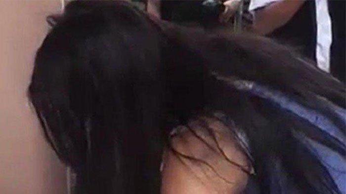 Tak Malu pada Istri, Pria Ini Nekat Masuk ke Dalam Kamar Gadis 13 tahun lalu Berhubungan Badan