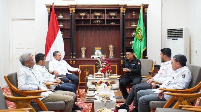 KPU Riau Kembalikan Sisa Anggaran Pilkada Rp 53,7 Miliar ke Provinsi Riau