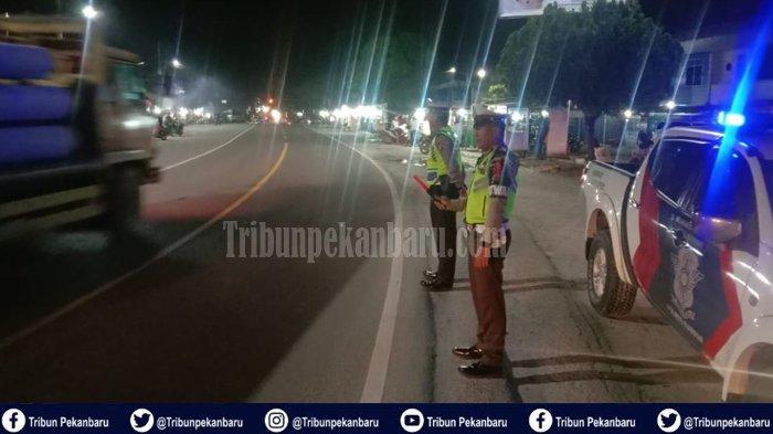 ANTISIPASI Macet Jalan Lintas Pekanbaru-Sumbar, Polisi Urai Kendaraan Antisipasi Macet Jalur Barat