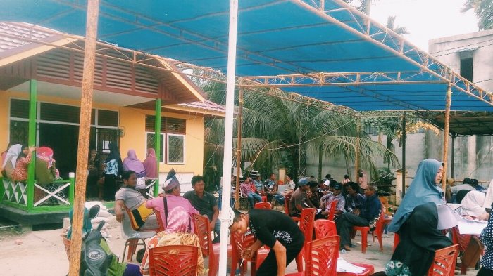 Jemput Bola ala Disdukpencapil Indragiri Hilir, Datangi Masyarakat untuk Perekaman E-KTP