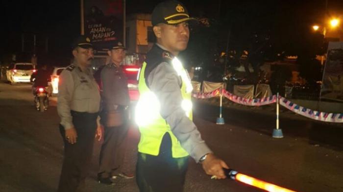 Larangan Mudik, Pintu Perbatasan Masuk Sumbar Dijaga ketat, Kendaraan Umum Disuruh Putar Arah