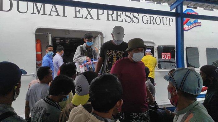 Arus Penumpang Momen Nataru di Pelabuhan Tanjung Harapan Turun Drastis Dampak Pandemi Covid-19