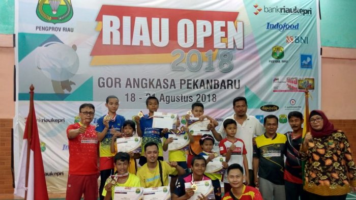Raih Emas Terbanyak, PB Bank Riau Kepri Juara Umum Riau Open 2018