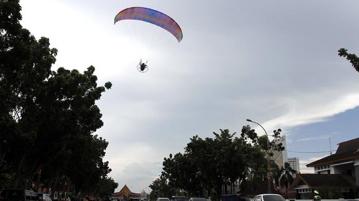 FOTO: Atraksi Paskhas AU - atraksi-taruna-taruni-aau-oke_20161029_072548.jpg