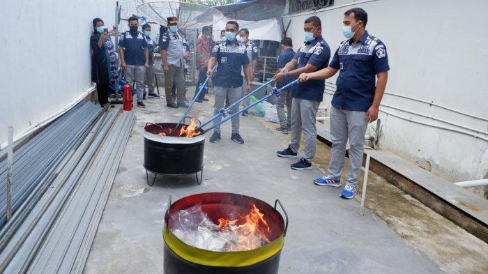 Bakar 95 Hp Hasil Razia di Lapas Bagansiapiapi, Benda Terlarang Kok Bisa Masuk Lapas? Ini Modusnya