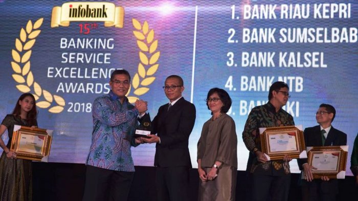 Bank Riau Kepri Raih Award The Best of The Best Service Excellent BPD se-Indonesia 2018