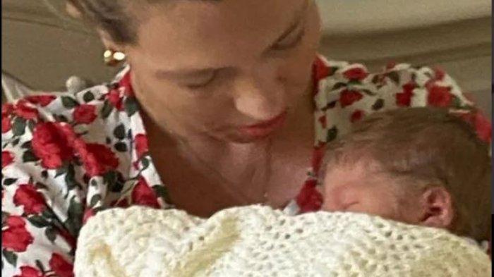 Nyawanya Diselamatkan Dokter Ini, PM Inggris Boris Jhonson Jadikan Nama Mereka Jadi Nama Bayinya