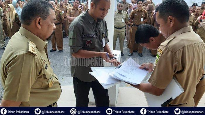 Sidak di Inspektorat, Wagubri Dapati 17 ASN Bolos Kerja