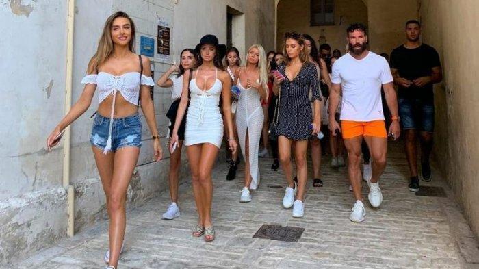 Orang Kaya Ini Mengaku Bercinta Empat Belas Kali Seminggu, BERIKUT Tipsnya